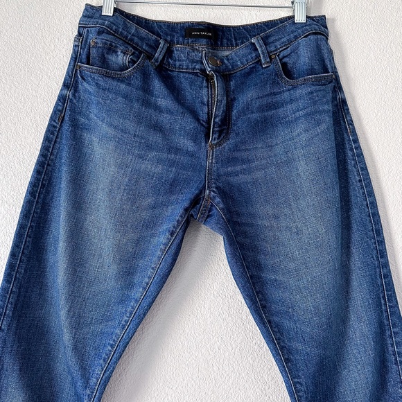 Ann Taylor- The Girlfriend Low Rise Jeans - Picture 2 of 6